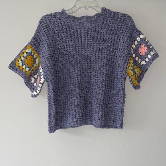 knitted purple shirt